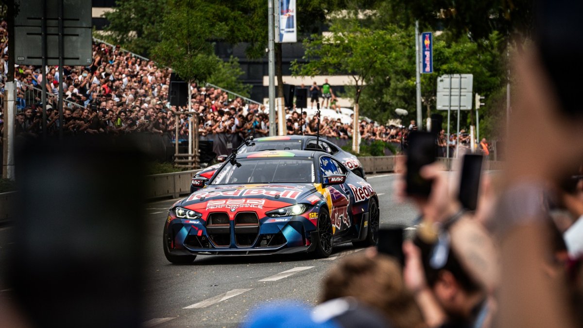 Red Bull Showrun v Praze 