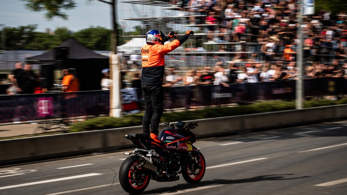 Red Bull Showrun v Praze 