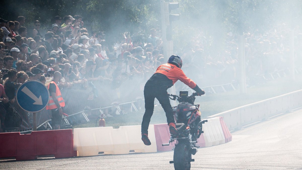 Red Bull Showrun v Praze 