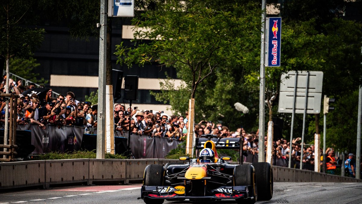 Red Bull Showrun v Praze 