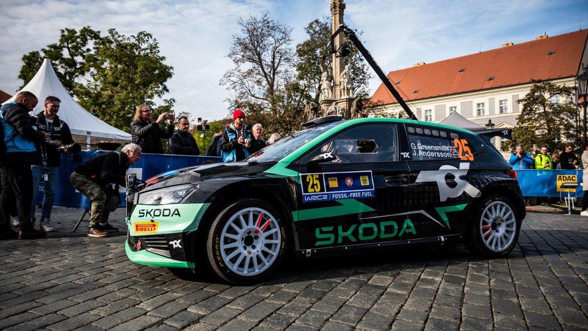 Zahájení Středoevropské rally u Pražského hradu (17.10.2024)