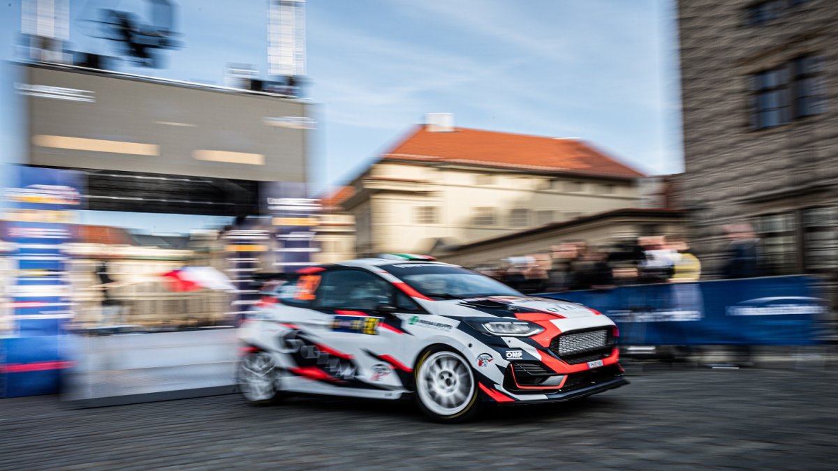 Zahájení Středoevropské rally u Pražského hradu (17.10.2024)