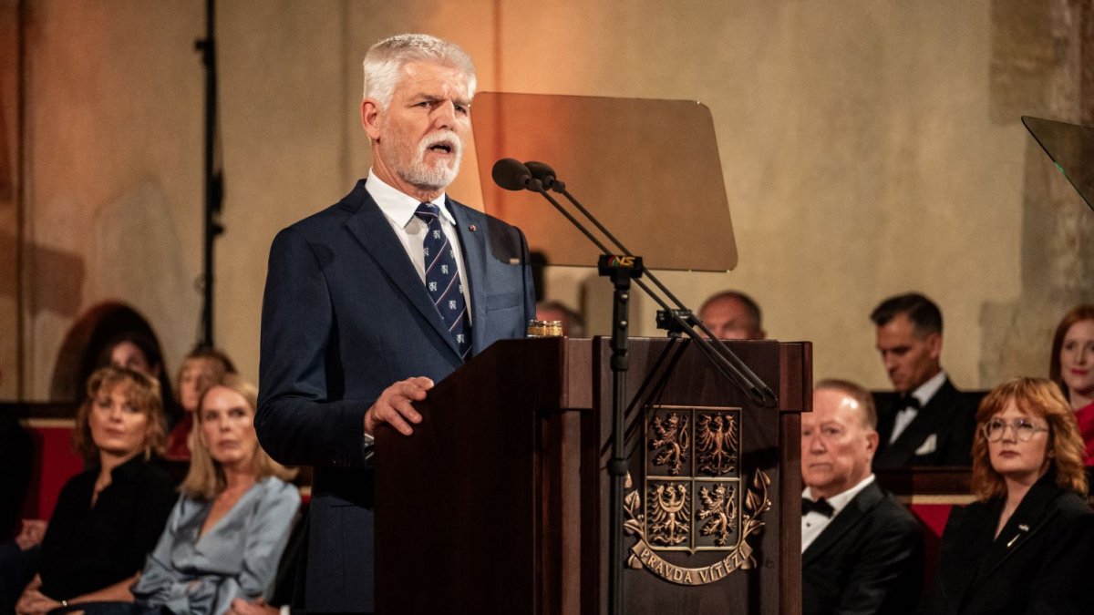 Petr Pavel udílel oceněným osobnostem státní vyznamenání