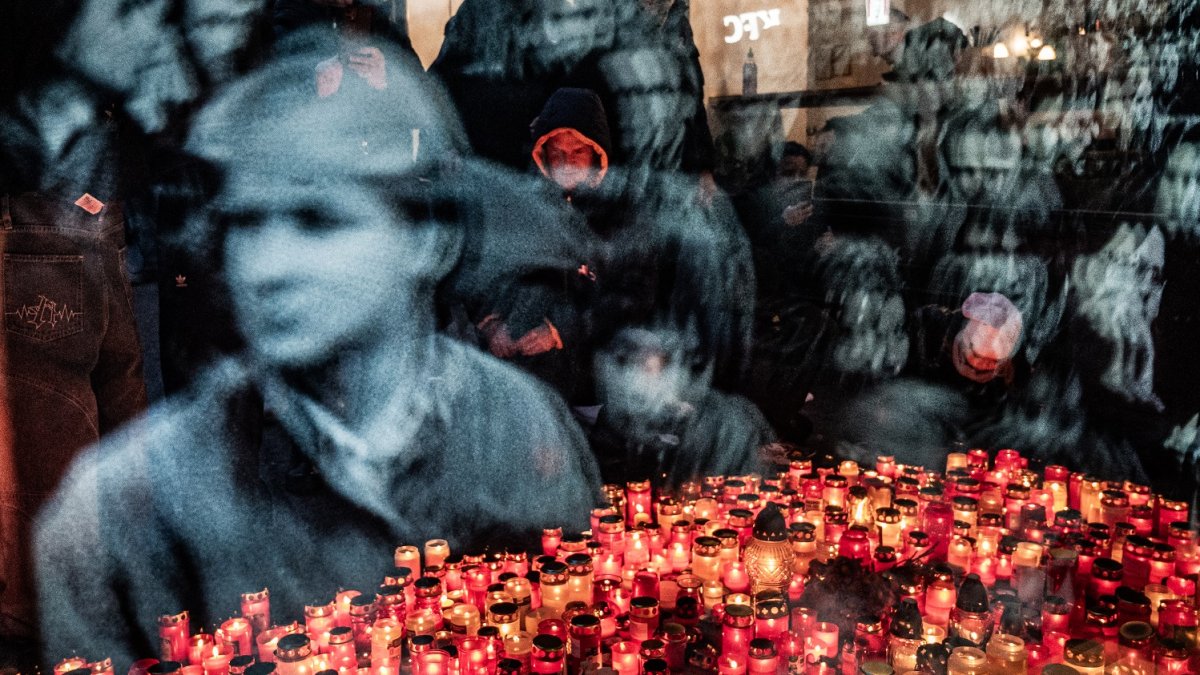 Připomínka 17. listopadu na Národní třídě v Praze (2024)