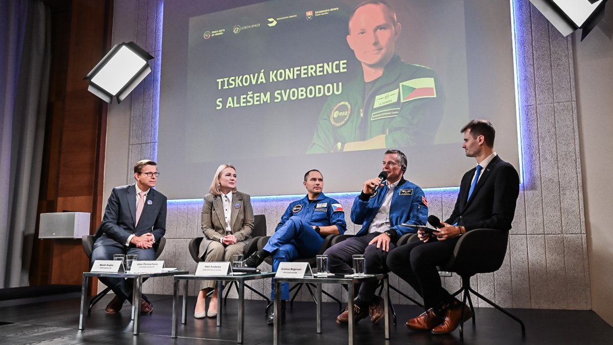 V Praze proběhla tisková konference s českým astronautem Alešem Svobodou. (18.12.2024)