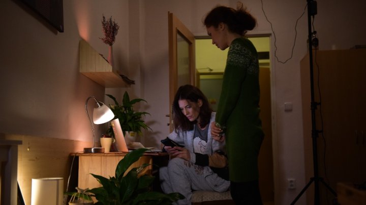 Začalo natáčení nového filmu režisérky Evy Toulové Deník shopaholičky. 