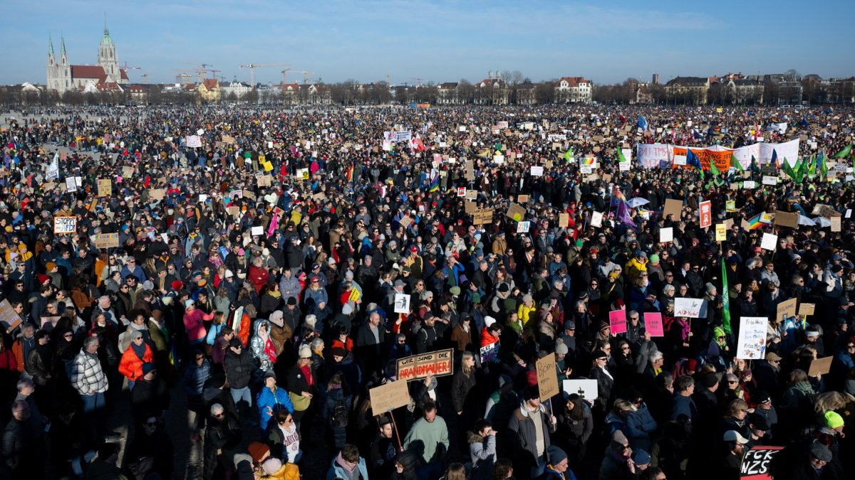 Masové demonstrace v Německu