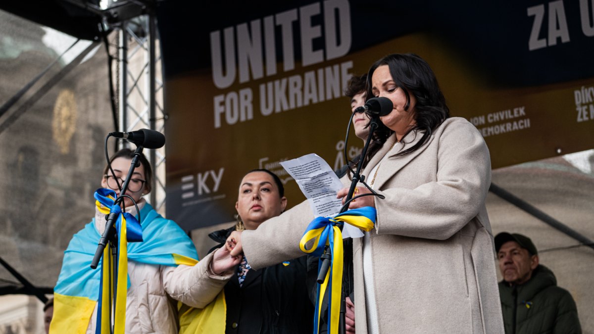 V Praze proběhla demonstrace na podporu Ukrajiny k třetímu výročí ruské invaze. (23.2.2025)