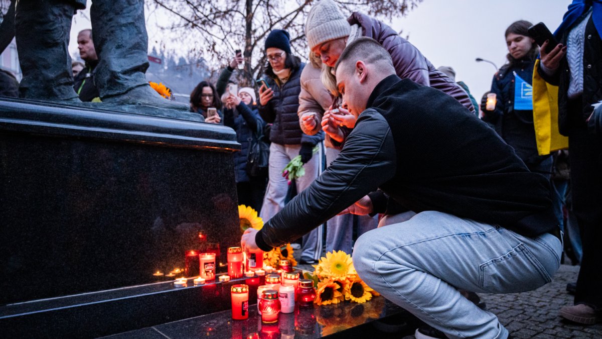 V Praze proběhla demonstrace na podporu Ukrajiny k třetímu výročí ruské invaze. (23.2.2025)