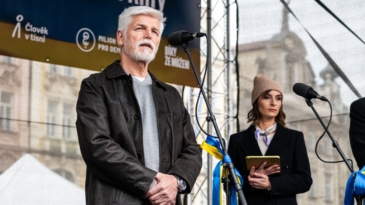 V Praze proběhla demonstrace na podporu Ukrajiny k třetímu výročí ruské invaze. (23.2.2025)