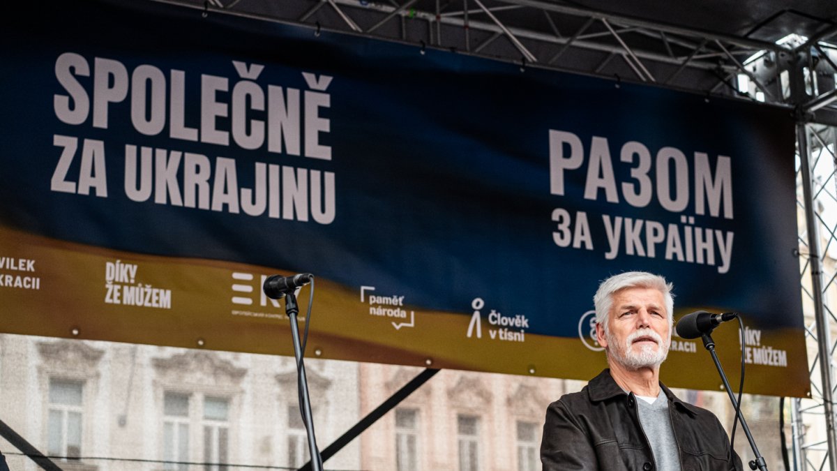 V Praze proběhla demonstrace na podporu Ukrajiny k třetímu výročí ruské invaze. (23.2.2025)