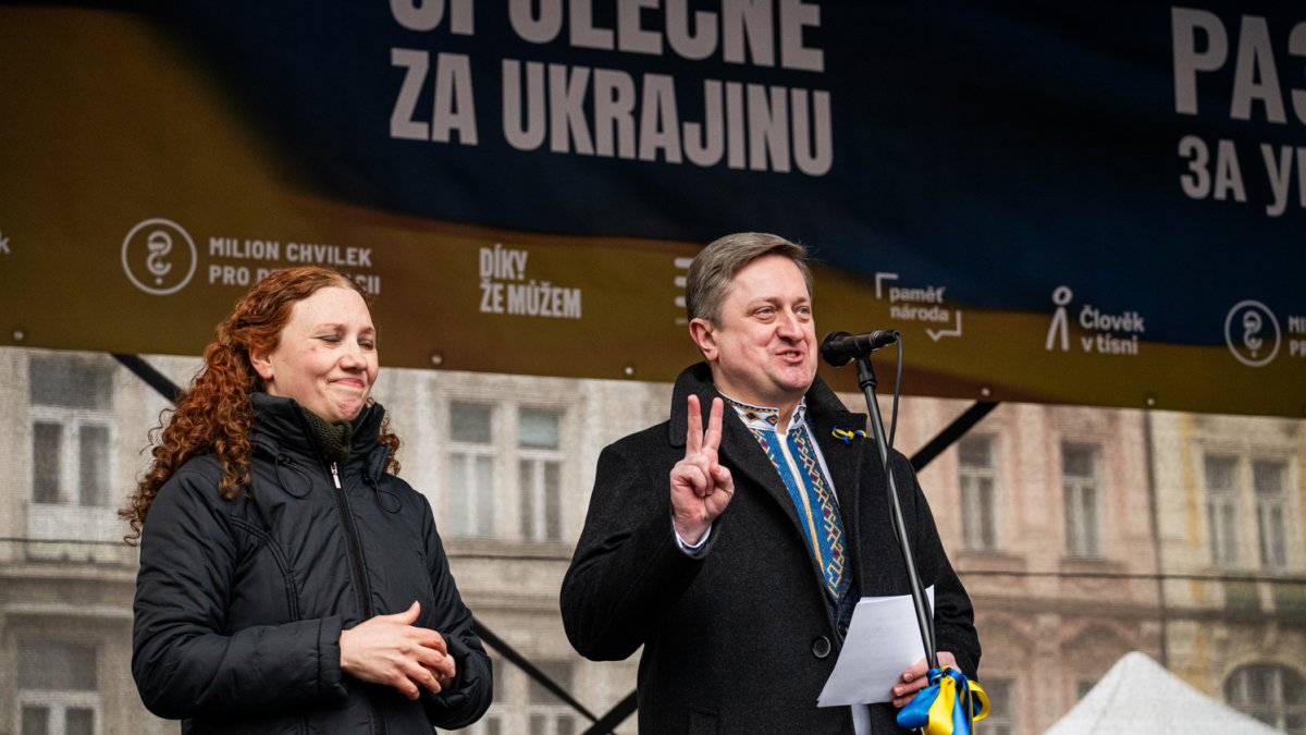 V Praze proběhla demonstrace na podporu Ukrajiny k třetímu výročí ruské invaze. (23.2.2025)