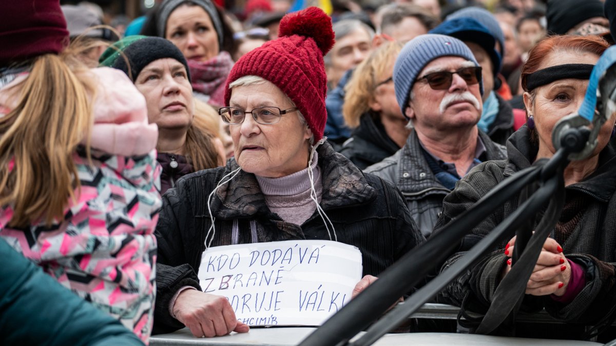 V Praze proběhla demonstrace na podporu Ukrajiny k třetímu výročí ruské invaze. (23.2.2025)