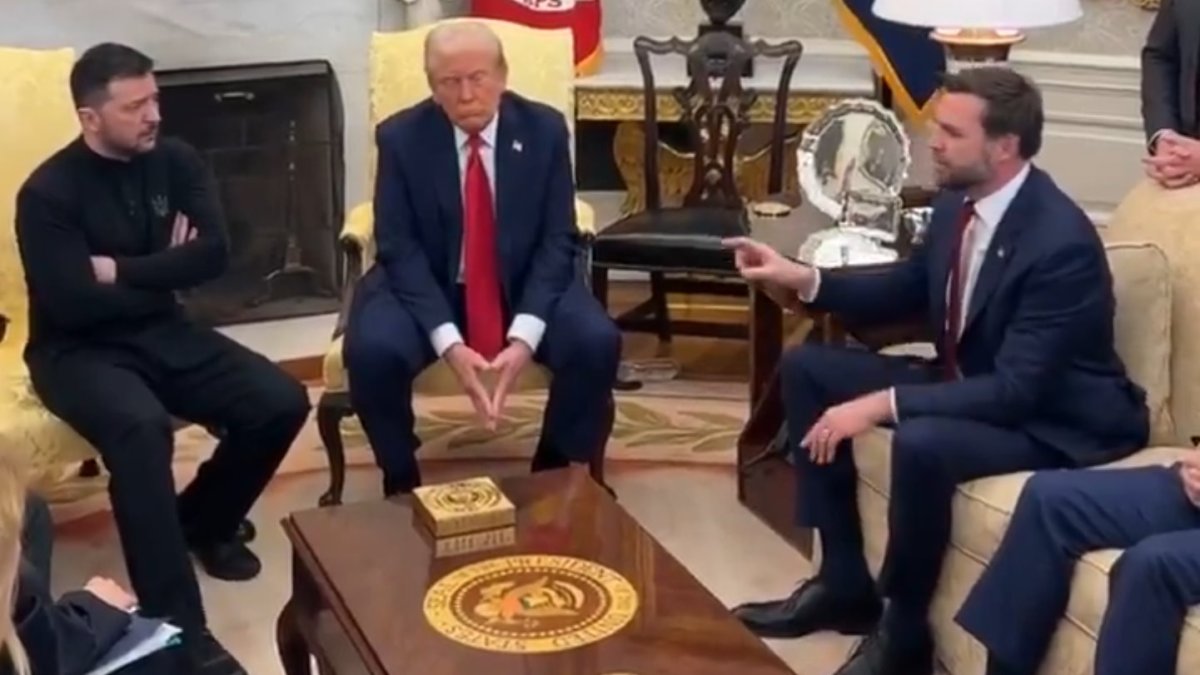 Hádka v Bílém domě mezi Zelenským, Vancem a Trumpem.