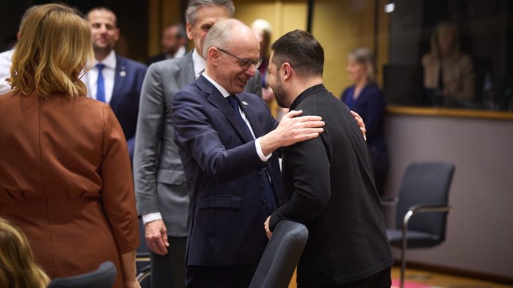 Luc Frieden a Volodymyr Zelenskyj na summitu EU. (6. března 2025).