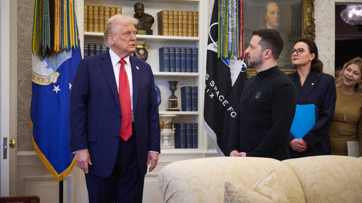 Volodymyr Zelenskyj a Donald Trump (21. února 2025).