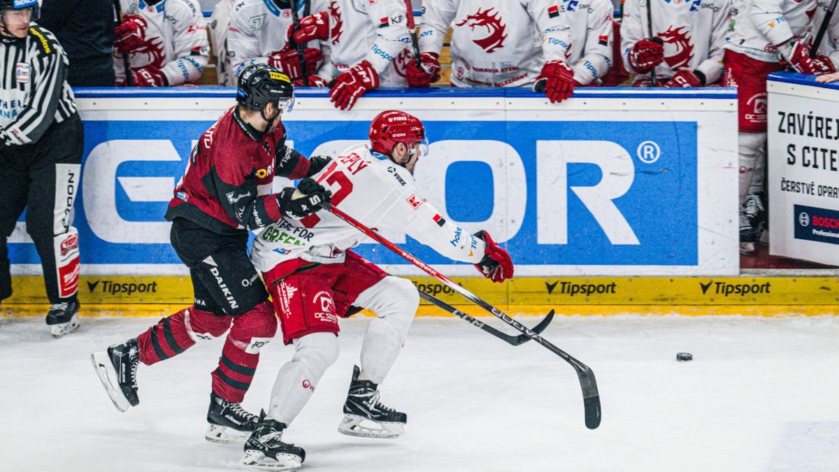 HC Sparta Praha zdolala Třinec a je v semifinále!