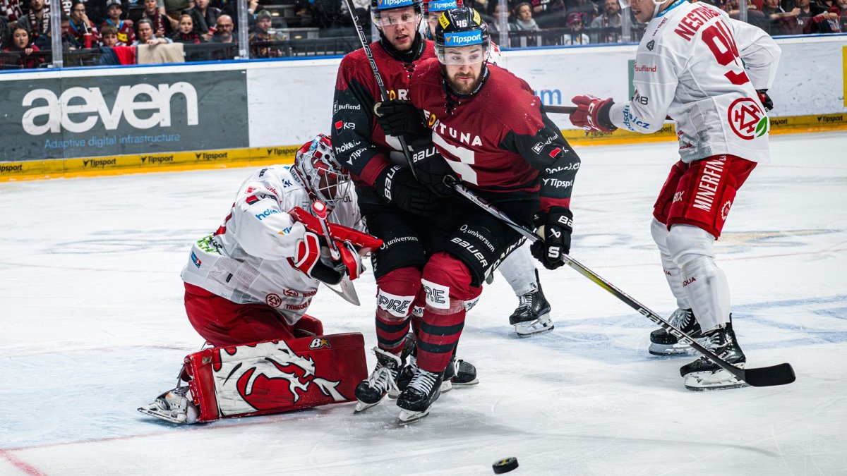 HC Sparta Praha zdolala Třinec a je v semifinále!