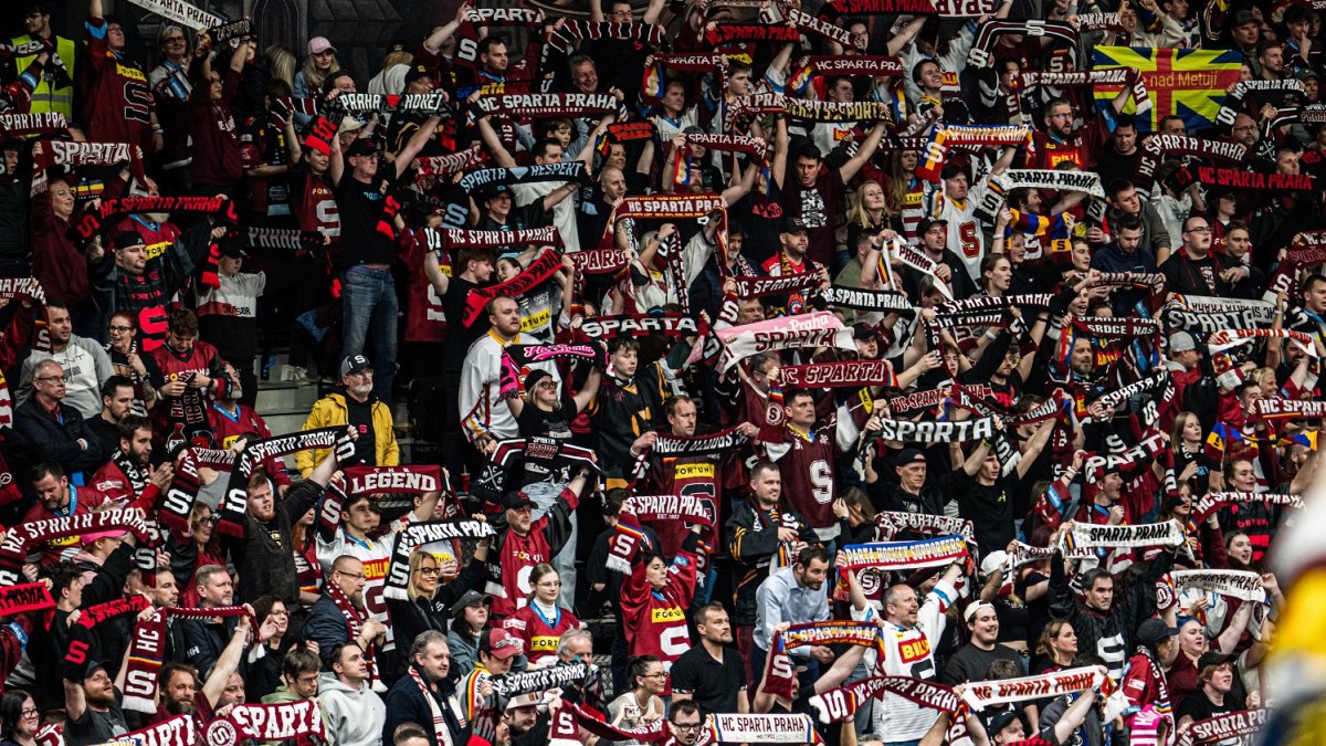 HC Sparta Praha zdolala Třinec a je v semifinále!