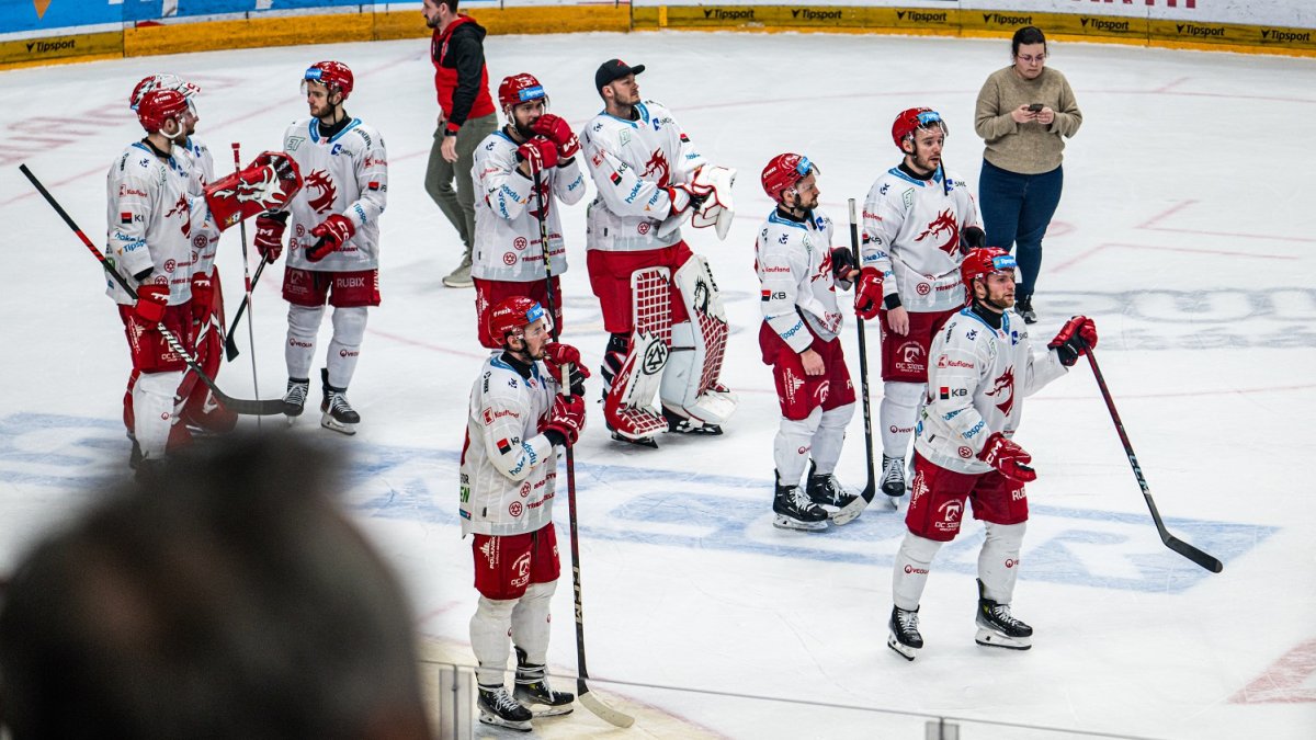 HC Sparta Praha zdolala Třinec a je v semifinále!