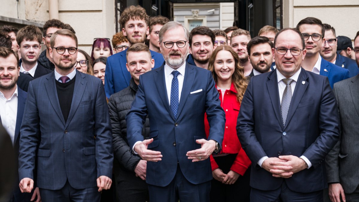 Strany Spolu podepsaly koaliční smlouvu. (25.3.2025)