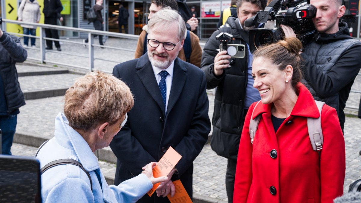Strany Spolu podepsaly koaliční smlouvu a zahájily kontaktní kampaň. (25.3.2025)