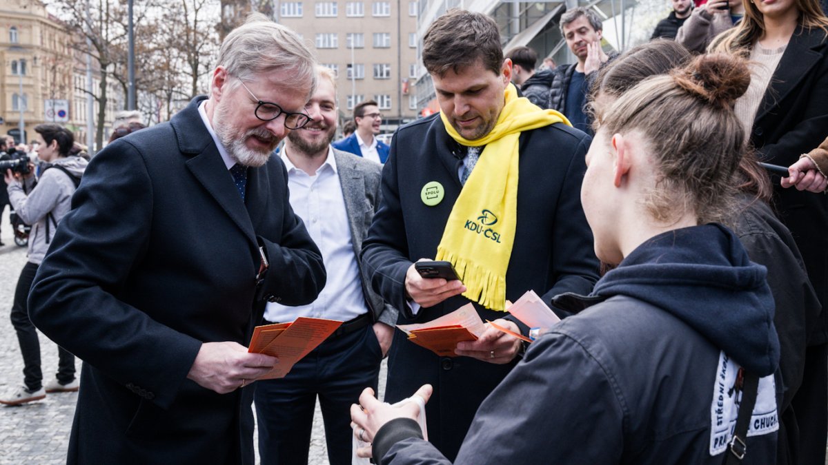 Strany Spolu podepsaly koaliční smlouvu a zahájily kontaktní kampaň. (25.3.2025)