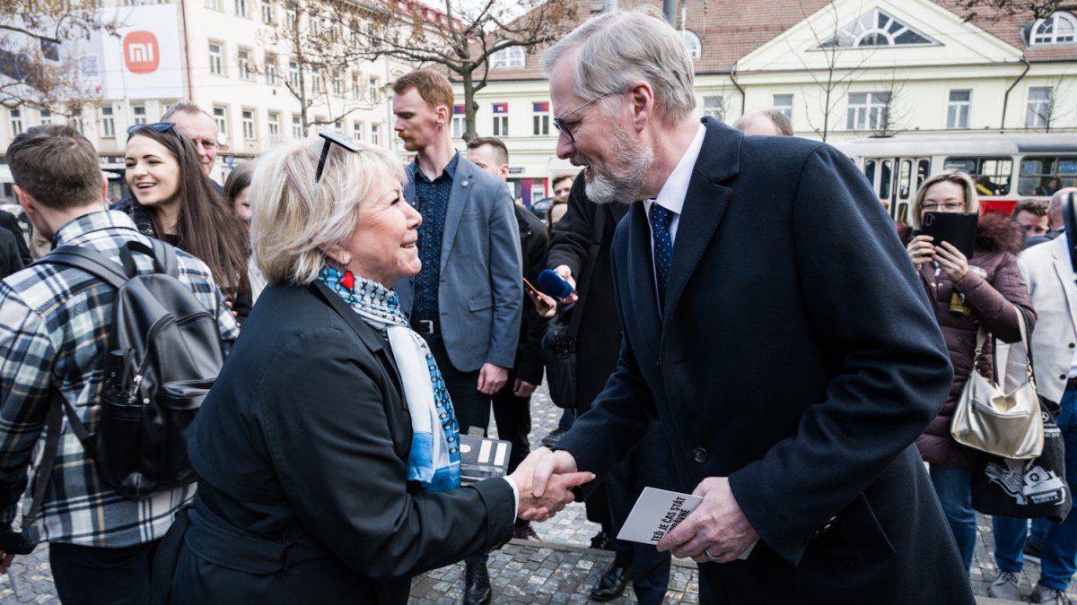 Strany Spolu podepsaly koaliční smlouvu a zahájily kontaktní kampaň. (25.3.2025)