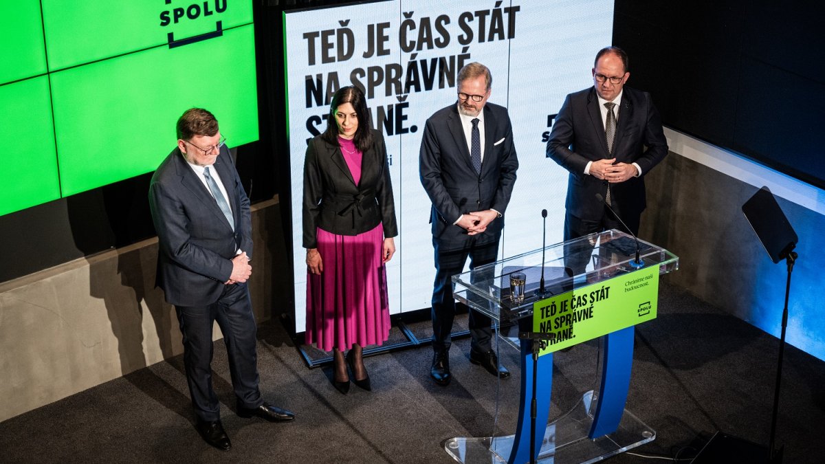 Strany Spolu podepsaly koaliční smlouvu. (25.3.2025)