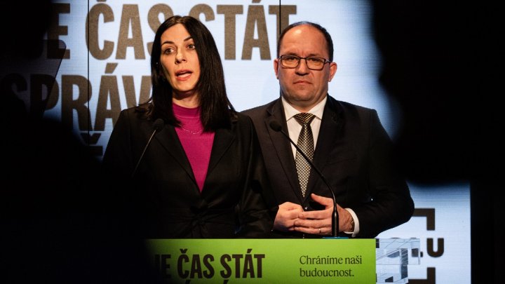 Strany Spolu podepsaly koaliční smlouvu. (25.3.2025)