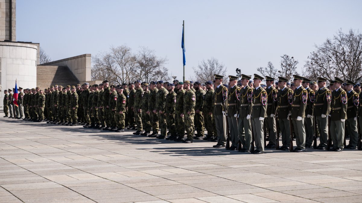 Návrat vojáků ze zahraničních misí