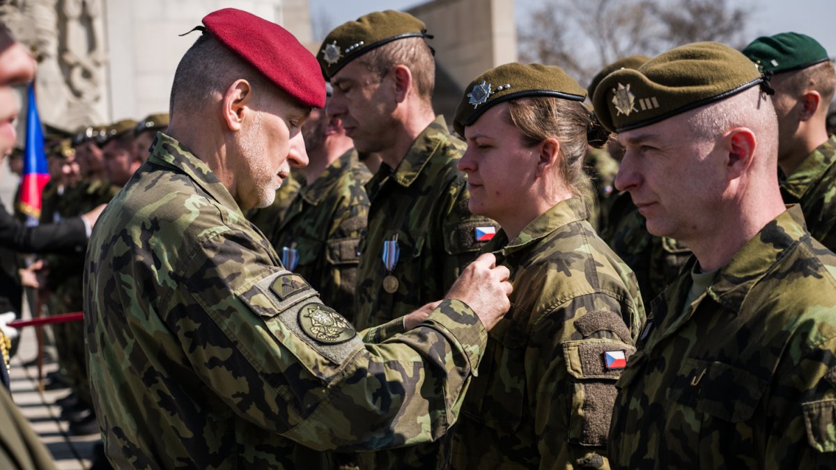 Návrat vojáků ze zahraničních misí