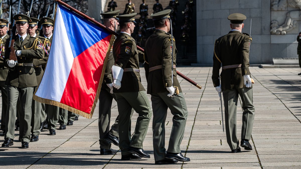 Návrat vojáků ze zahraničních misí