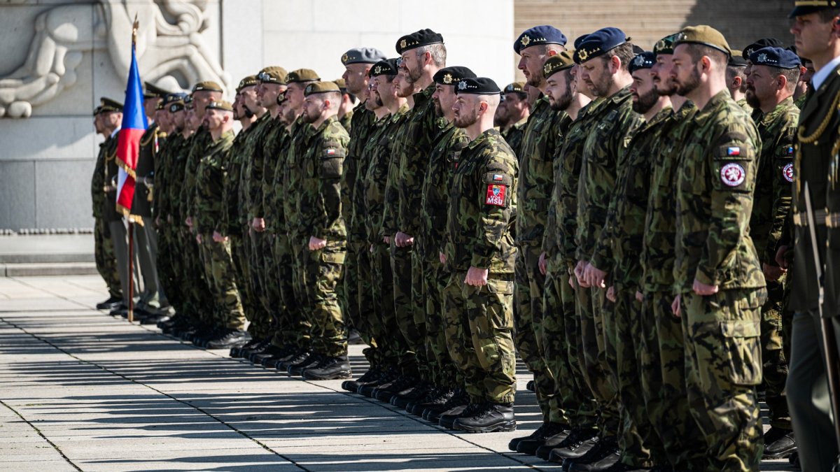 Návrat vojáků ze zahraničních misí