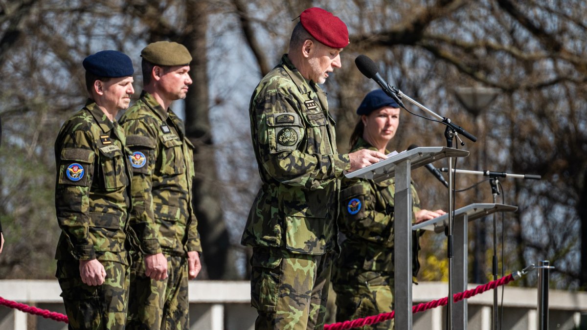 Návrat vojáků ze zahraničních misí