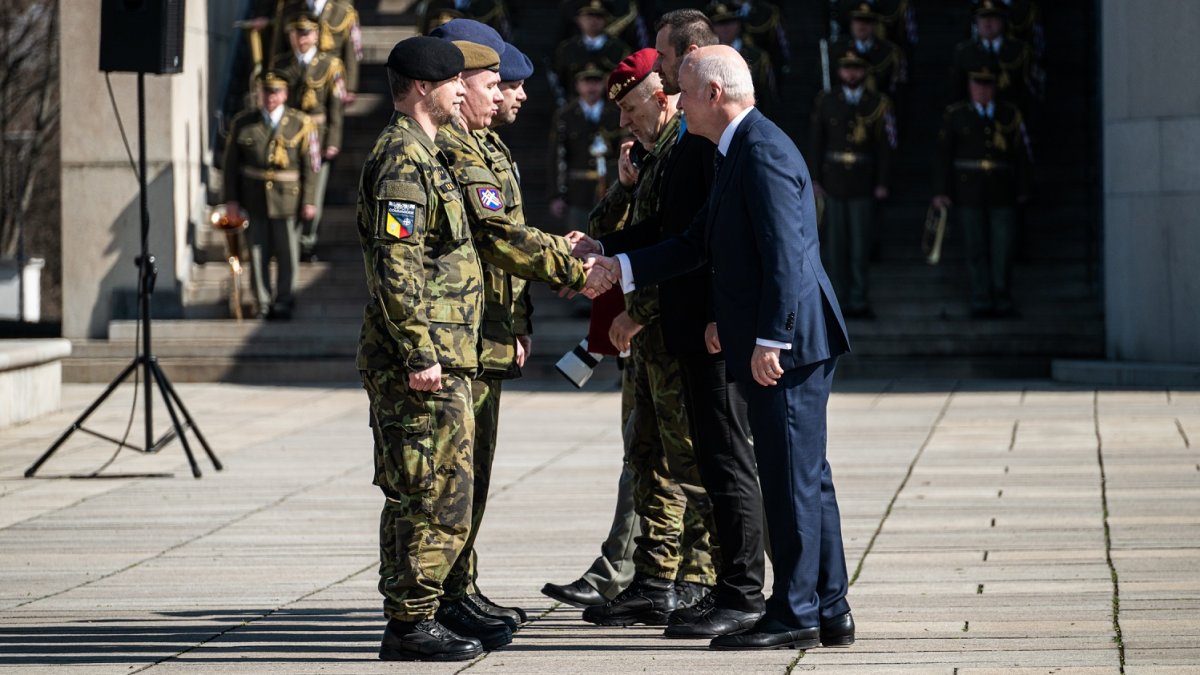 Návrat vojáků ze zahraničních misí