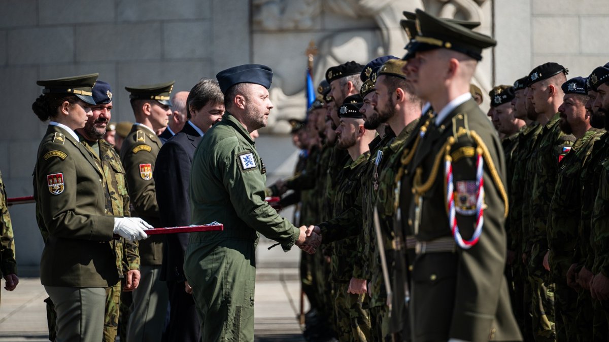 Návrat vojáků ze zahraničních misí