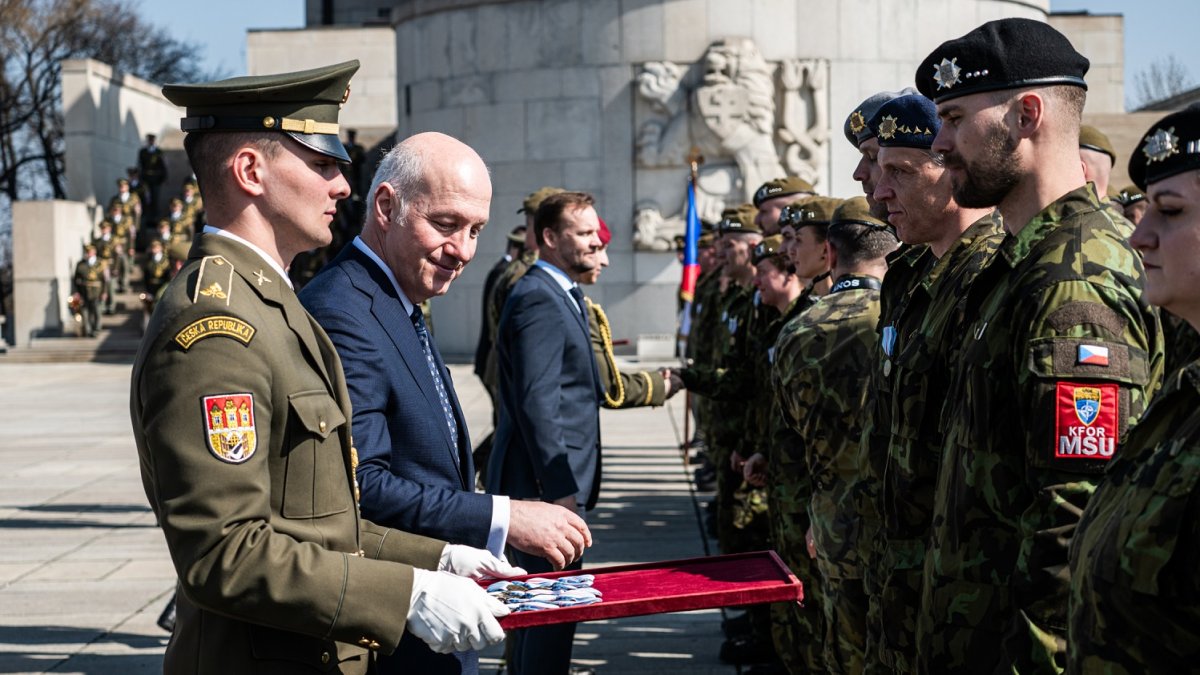 Návrat vojáků ze zahraničních misí