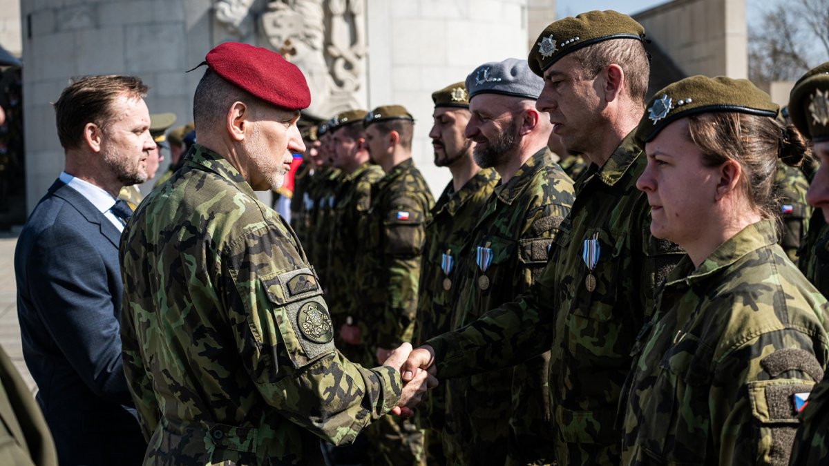 Návrat vojáků ze zahraničních misí