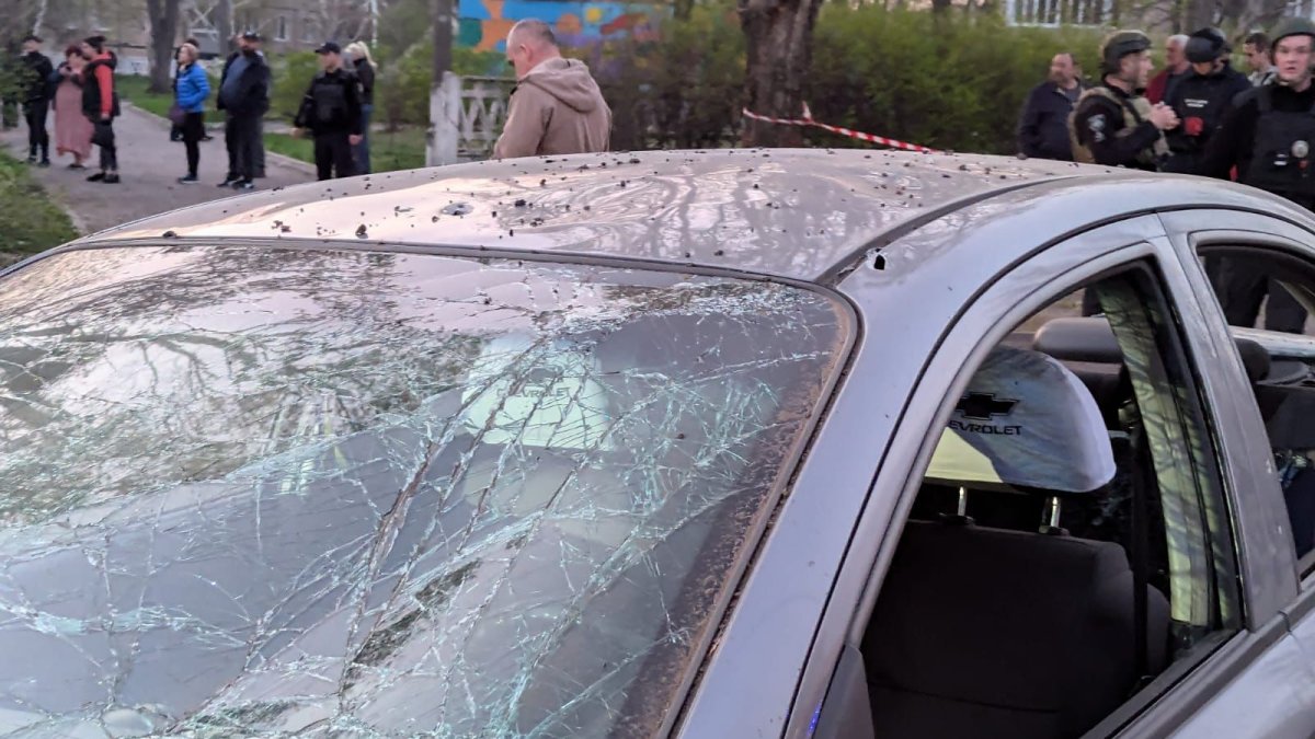 Mezi oběťmi ruského útoku na Kryvyj Rih jsou i děti. (4.4.2025)