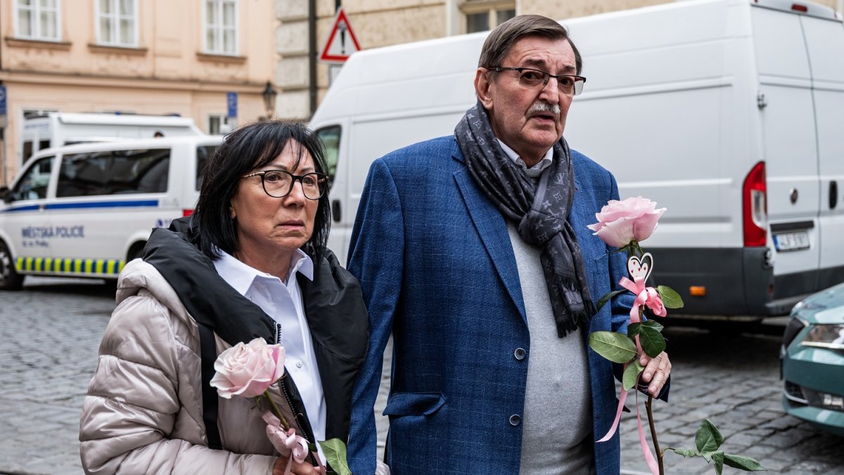 V Praze proběhlo poslední rozloučení s Annou Slováčkovou. (15.4.2025)