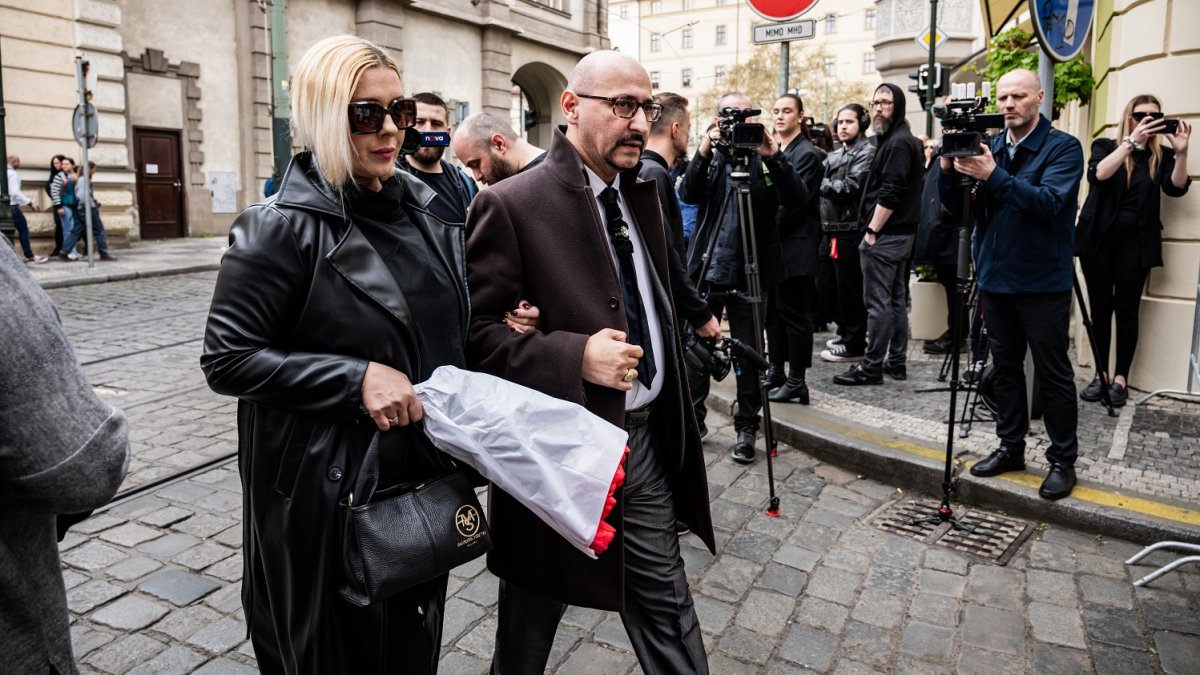 V Praze proběhlo poslední rozloučení s Annou Slováčkovou. (15.4.2025)