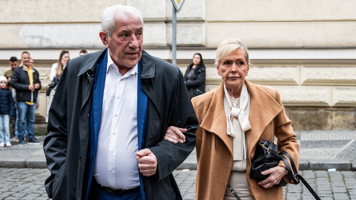 V Praze proběhlo poslední rozloučení s Annou Slováčkovou. (15.4.2025)