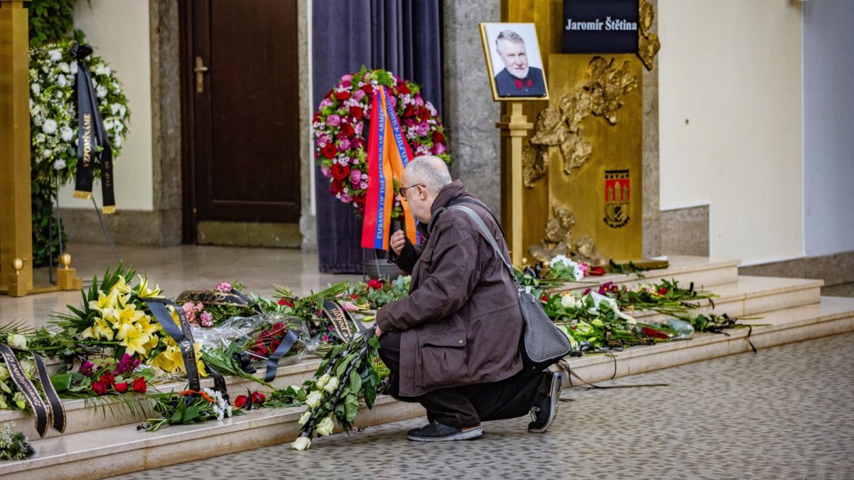 Pohřeb Jaromíra Štětiny