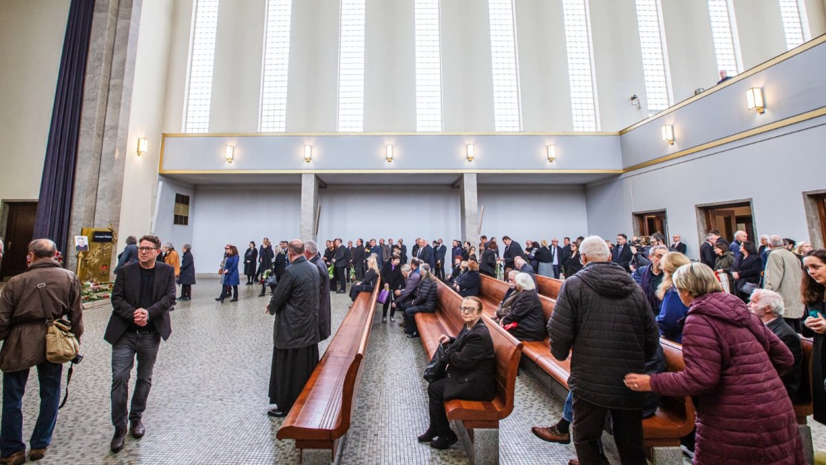 Pohřeb Jaromíra Štětiny