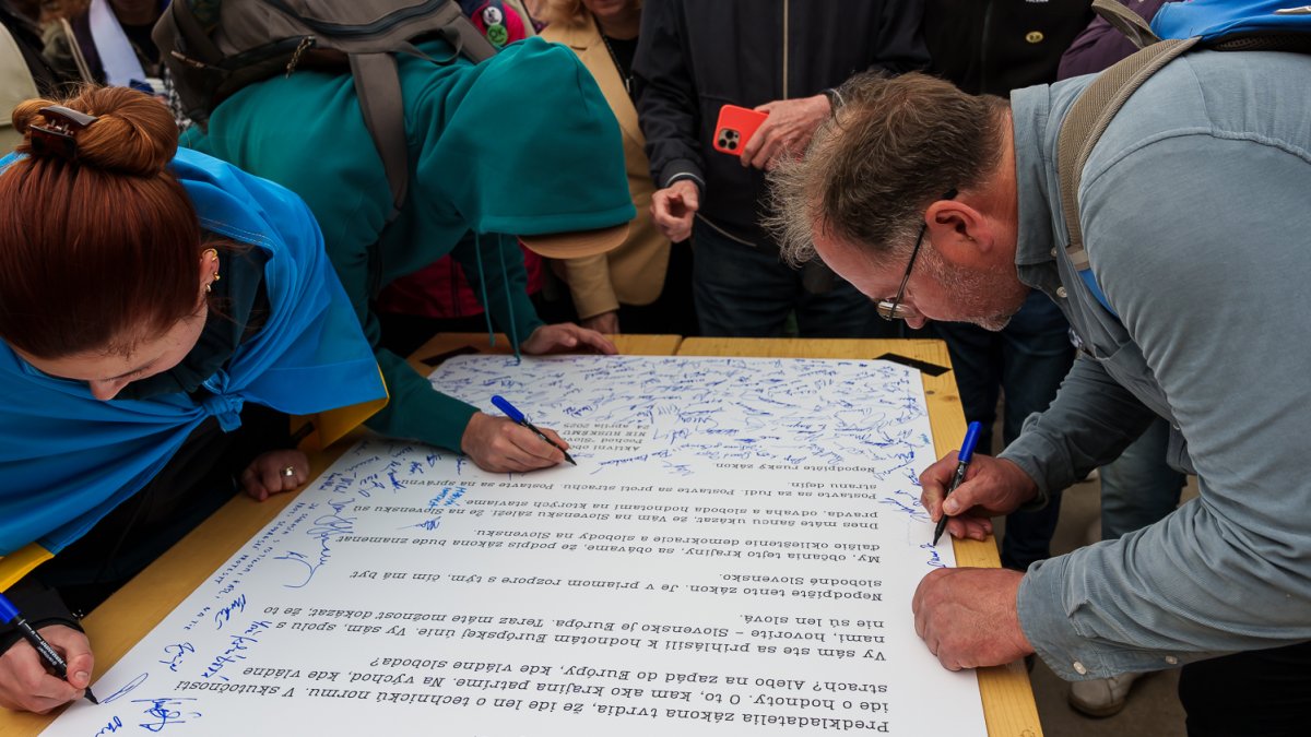 Protivládní protesty v Bratislavě (24.4.2025)