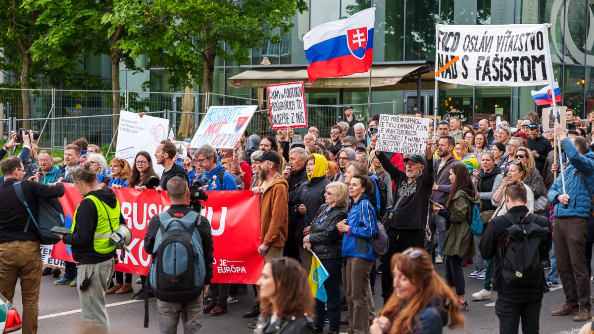 Protivládní protesty v Bratislavě (24.4.2025)