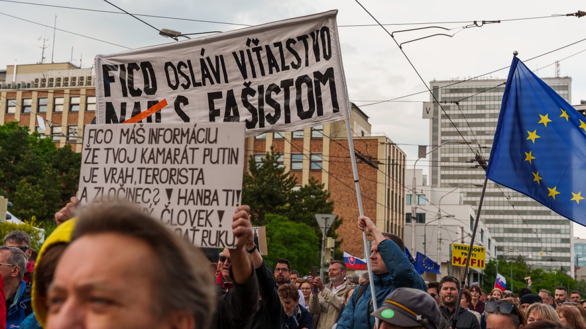 Protivládní protesty v Bratislavě (24.4.2025)