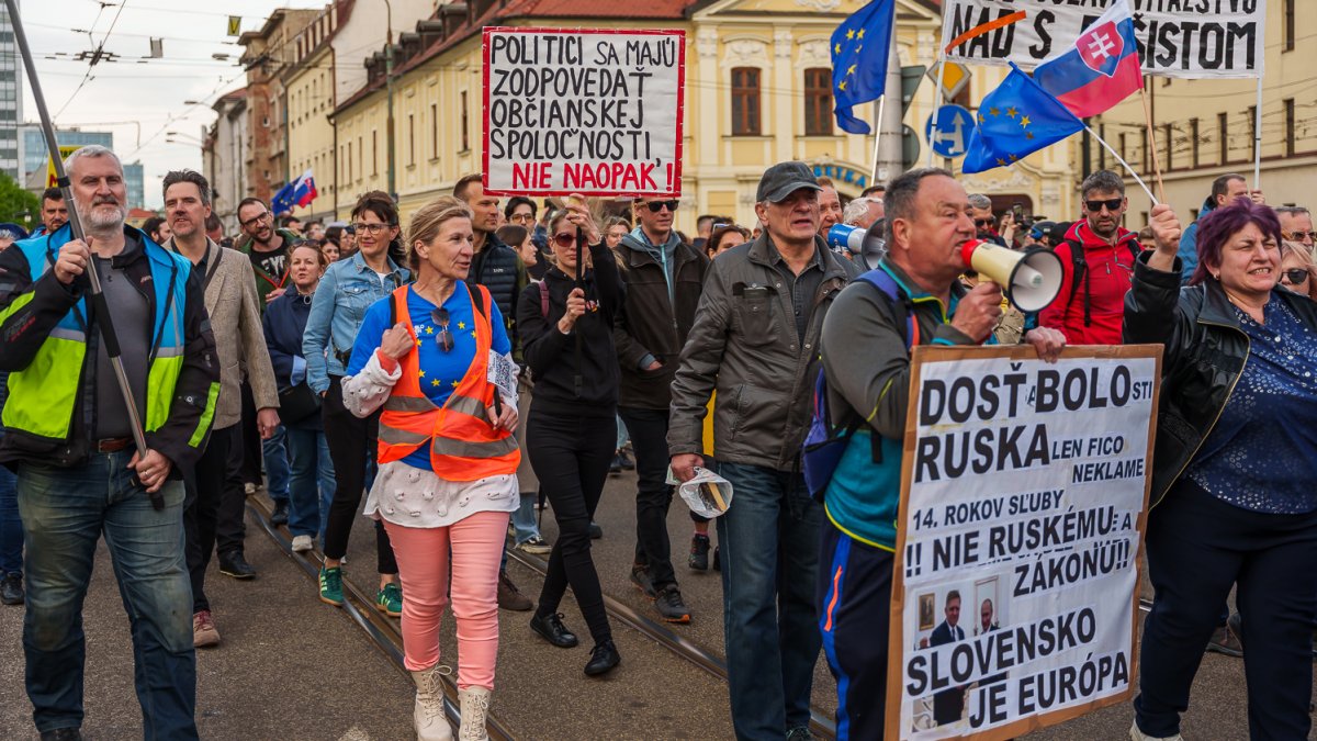 Protivládní protesty v Bratislavě (24.4.2025)