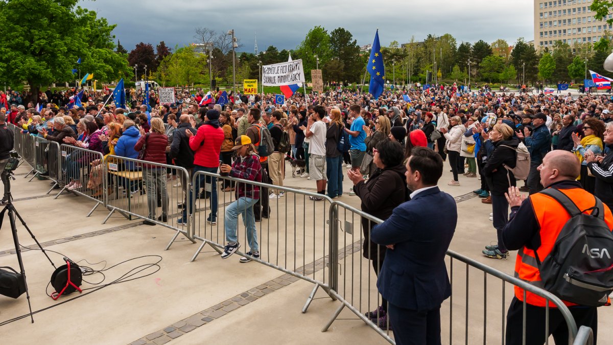 Protivládní protesty v Bratislavě (24.4.2025)